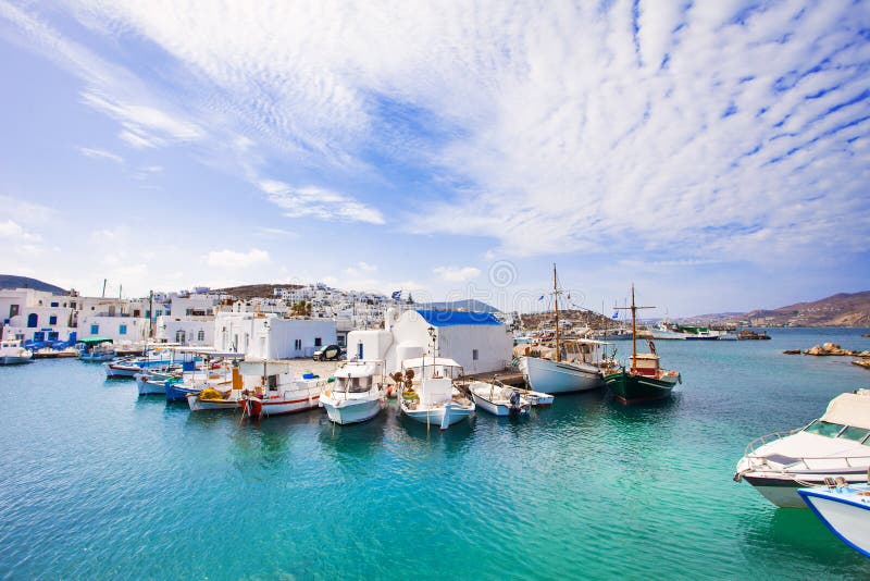 Piękna Naousa wioska, Paros wyspa, Cyclades, Grecja