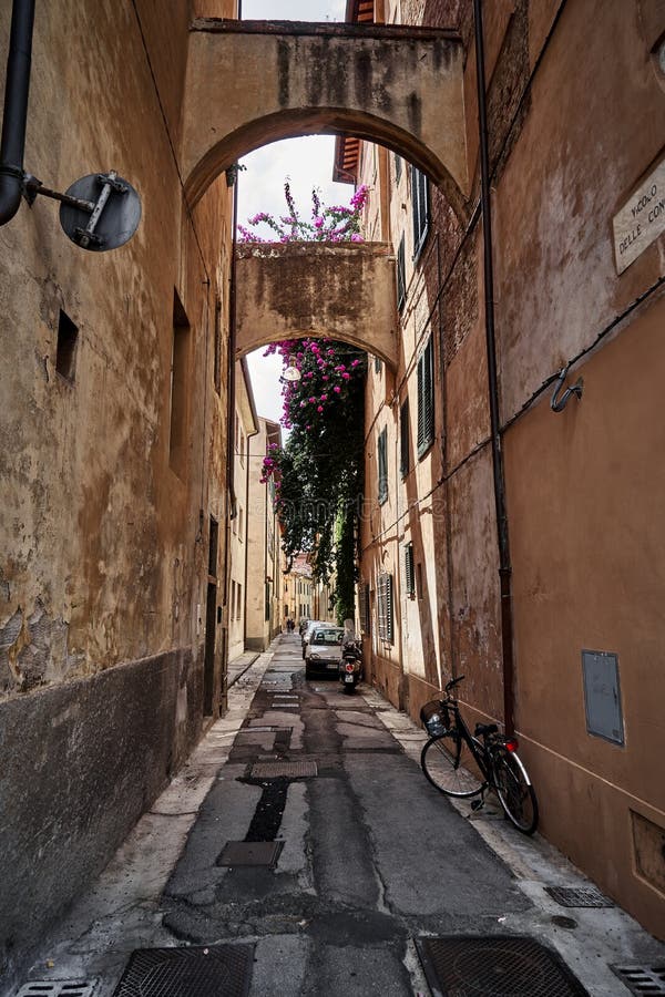 Piękna stara ulica w Florencja Tuscany, Włochy obrazy stock Piękna stara ulica w Florencja Tuscany, Włochy obrazy stock