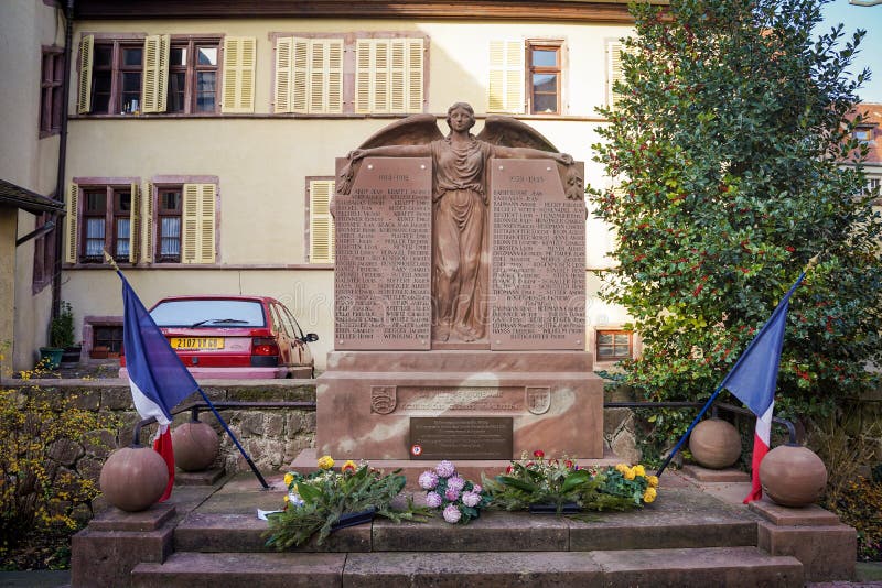 Piękna wioska riquewihr, Francja zdjęcia stock