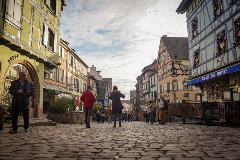 Piękna wioska riquewihr, Francja fotografia stock