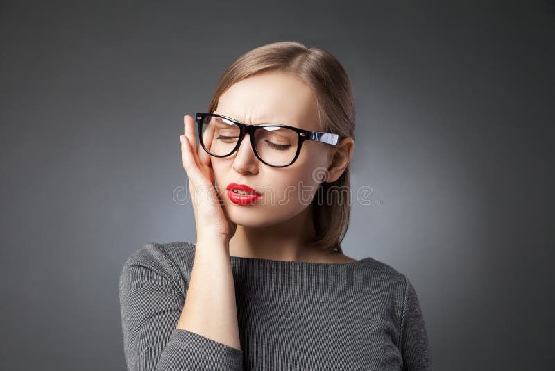 piękne portret kobiety young Migrena lub depresja obrazy stock piękne portret kobiety young Migrena lub depresja obrazy stock