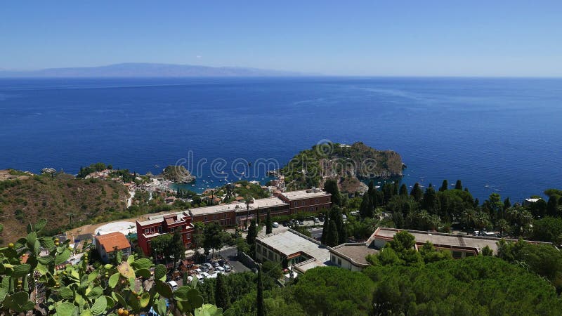 Piękny Panoramiczny widok od starożytnego grka teatru w Taormina