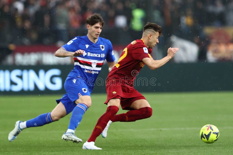 Piłka nożna : serie a 2022 2023 mecz piłki nożnej jako roma vs uc sampdoria na stadionie olimpijskim w rzymie fotografia stock
