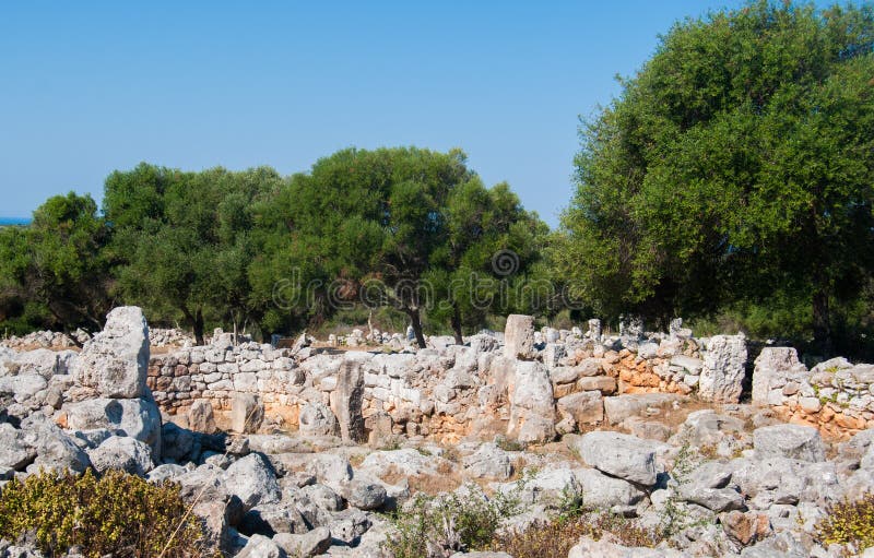 Plaats van monumenten van historische vondsten van het Eiland Menorca royalty-vrije stock afbeeldingen Plaats van monumenten van historische vondsten van het Eiland Menorca royalty-vrije stock afbeeldingen