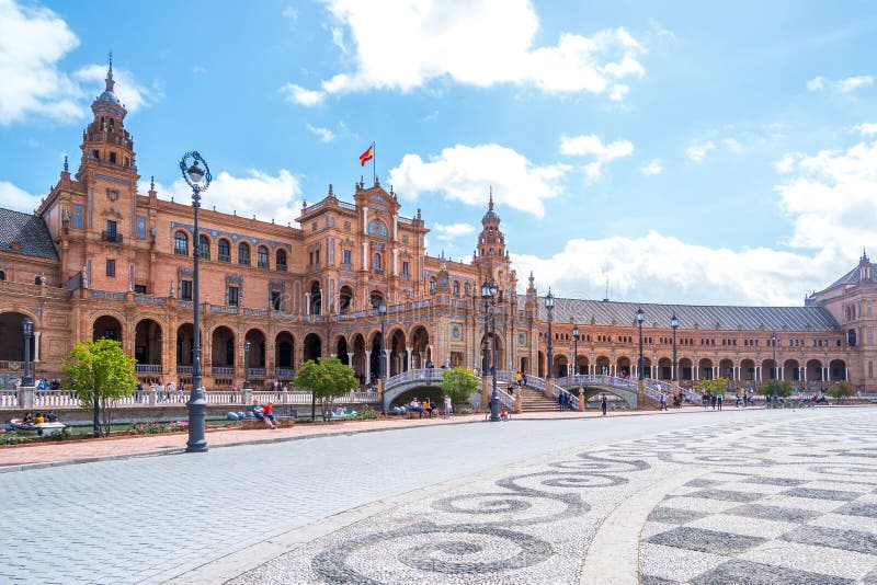 Plac De Espania jest kwadratem lokalizować w parku w Seville Budował w 1928 fotografia royalty free Plac De Espania jest kwadratem lokalizować w parku w Seville Budował w 1928 fotografia royalty free