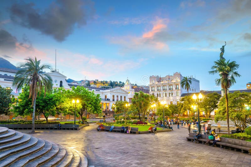 Plac Grande w starym grodzkim Quito, Ekwador