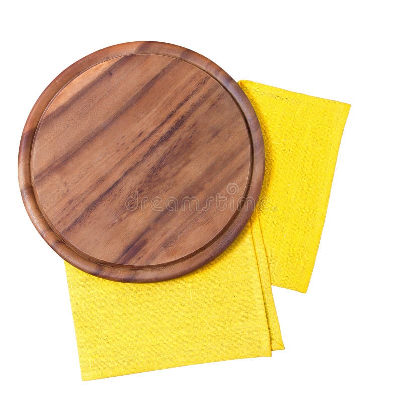 Placa da pizza com o guardanapo amarelo isolado no branco Zombaria da vista superior acima fotografia de stock Placa da pizza com o guardanapo amarelo isolado no branco Zombaria da vista superior acima fotografia de stock