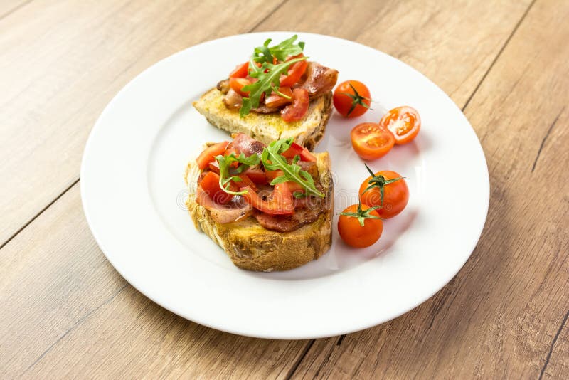 Download Placa Italiana Del Bruschetta Imagen de archivo - Imagen de sano, bocado: 44856839