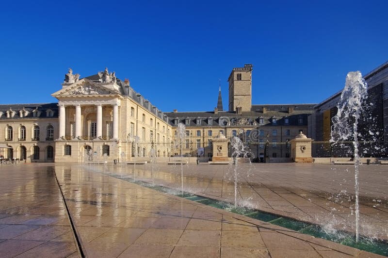 dijon place de la libération route