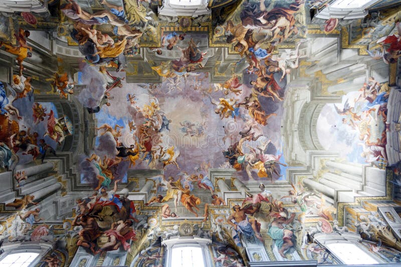 Plafond d'église à Rome, Italie