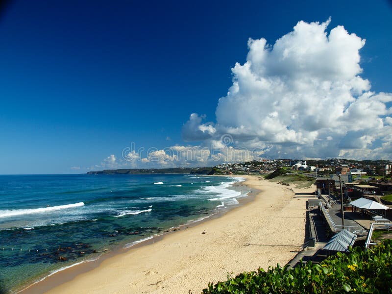 Plage côtière de Newcastle image stock Plage côtière de Newcastle image stock