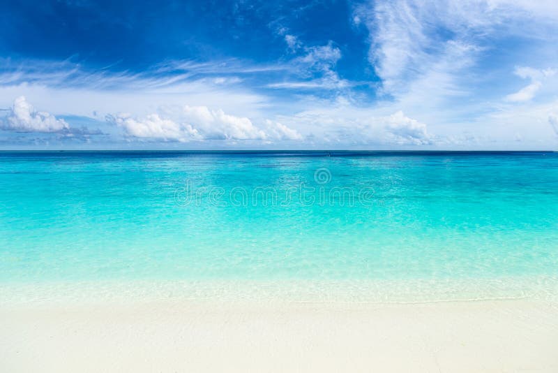 Plage De Paradis Avec De L eau Bleu Turquoise  Image stock 