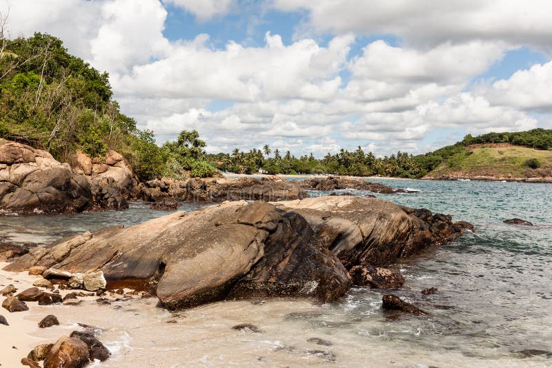 Plage tropicale sur le Sri Lanka photo stock Plage tropicale sur le Sri Lanka photo stock
