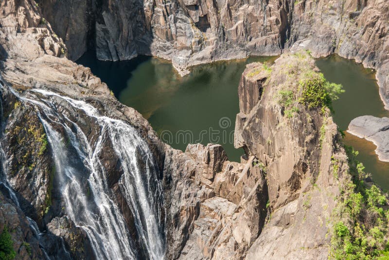 Plan rapproché, Barron Falls en Barron Gorge National Park, Kuranda Australie image stock Plan rapproché, Barron Falls en Barron Gorge National Park, Kuranda Australie image stock