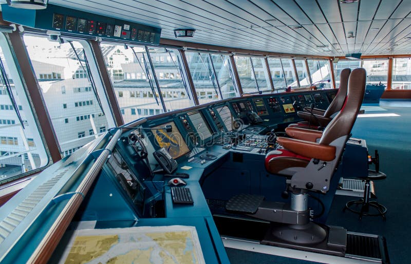 Plancia di comando della nave. fotografie stock