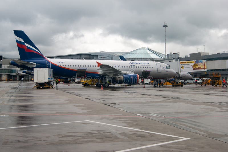 The plane arrives at airport