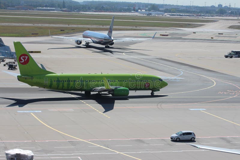 Planes at Frankfurt Airport