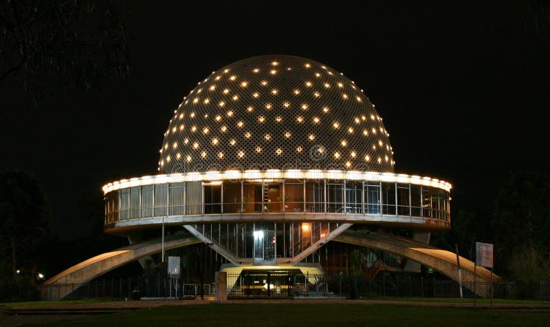 Popular as ever, Planetarium shares beauty of deep space