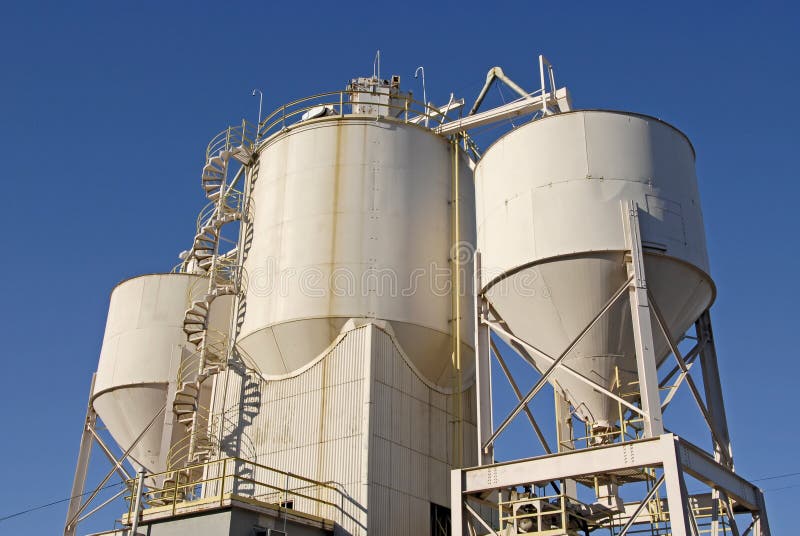 Fábrica de Cimento fotos de stock
