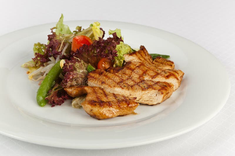 Plantaardige salade met geroosterd Turkije royalty-vrije stock foto Plantaardige salade met geroosterd Turkije royalty-vrije stock foto