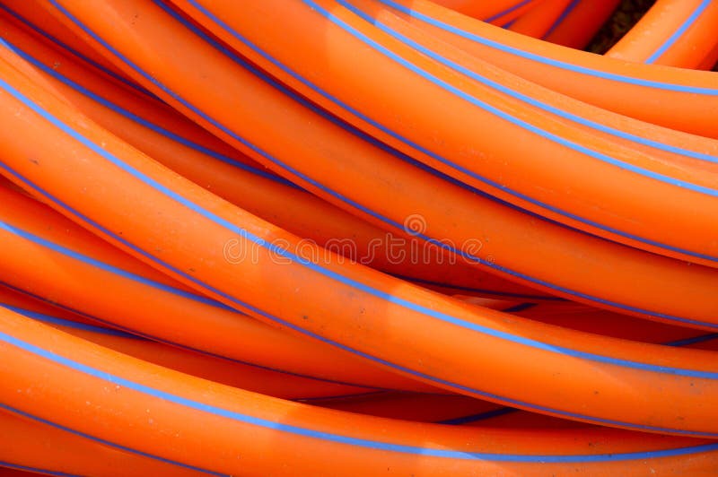 Plastic slang stock foto. Image of rubber, parallel, bestrooi 38315972
