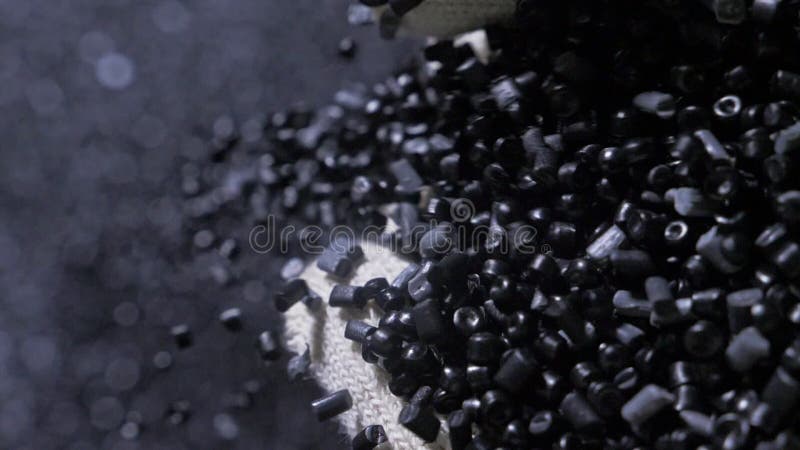 Plastic zwarte grijze gekorrelde kruimel Vervaardiging van plastic waterpijpenfabriek Proces om plastic buizen op te maken
