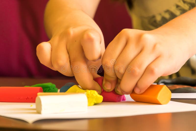 Modelagem de argila plástica de plasticina criativa desenvolver plana  crianças arte terapia brinquedo jogo ativo modelo de cor brilhante forma  diferente objeto criança desenvolvendo habilidades motoras finas escola pré-escolar  passatempo isolado