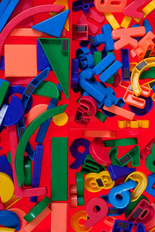 Plastikbausteine, geometrische Formen lizenzfreie stockbilder