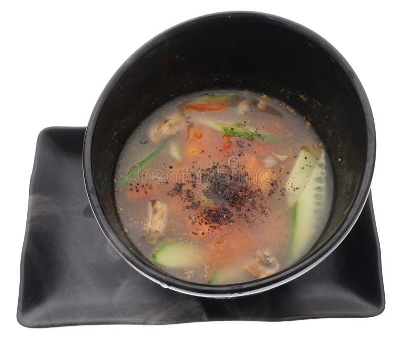 plato-chino-alimento-chino-sopa-caliente-y-amarga-81300463.jpg