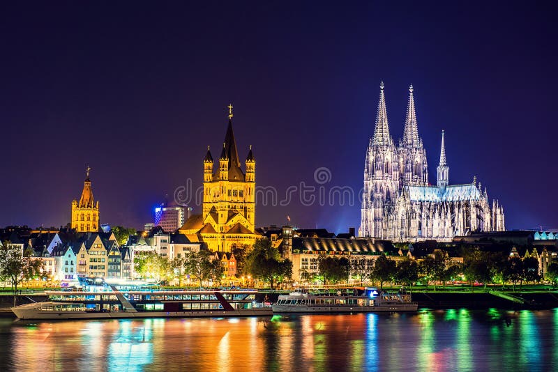 Plats för Cologne domkyrkanatt arkivfoto Plats för Cologne domkyrkanatt arkivfoto
