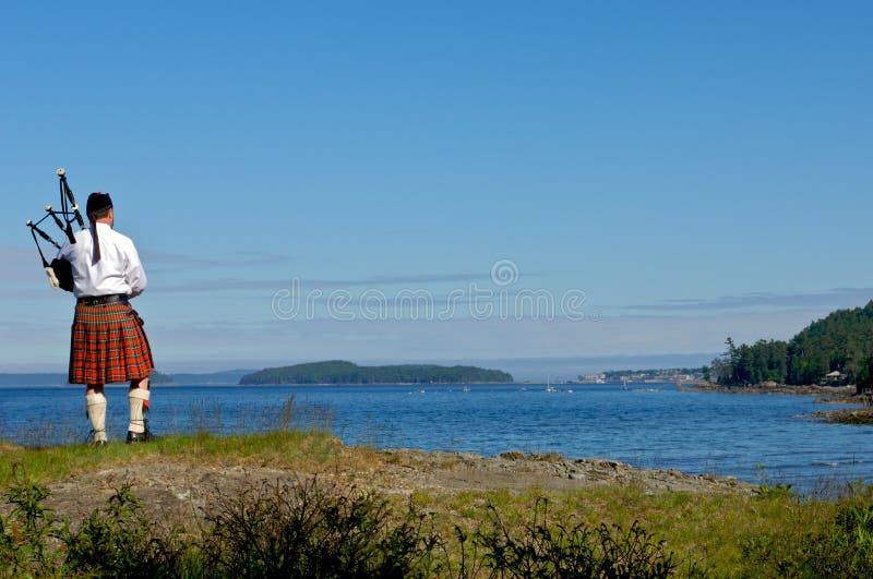 2,336 Bagpiper Photos Free & RoyaltyFree Stock Photos from Dreamstime