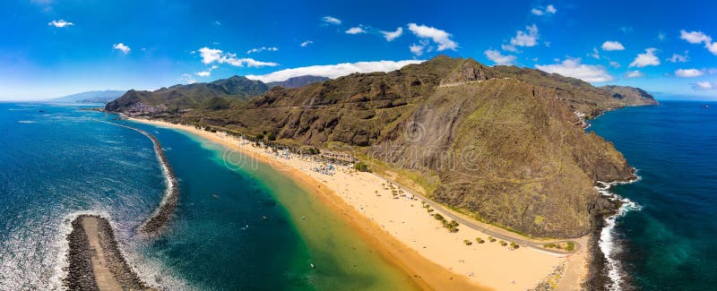 Brandweerman dikte herten Playa De Las Teresitas Beach, Tenerife, Spain, Canary Islands Stock Photo -  Image of ocean, blue: 247911118