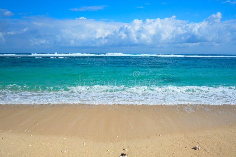 Playa Ungasan de Melasti Bali, Indonesia foto de archivo libre de regalías Playa Ungasan de Melasti Bali, Indonesia foto de archivo libre de regalías