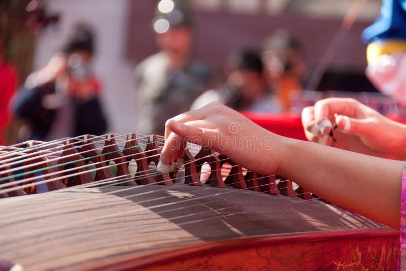 Playing guzheng stock image. Image of folk, artist, music 9905649