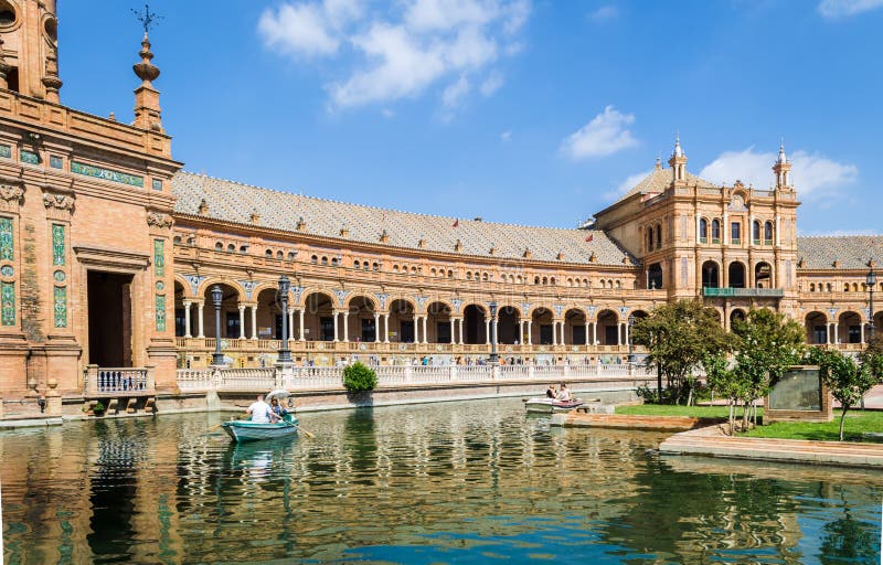 Plaza av Spanien, Oktober 2016, Seville, Andalusia, Spanien fotografering för bildbyråer Plaza av Spanien, Oktober 2016, Seville, Andalusia, Spanien fotografering för bildbyråer