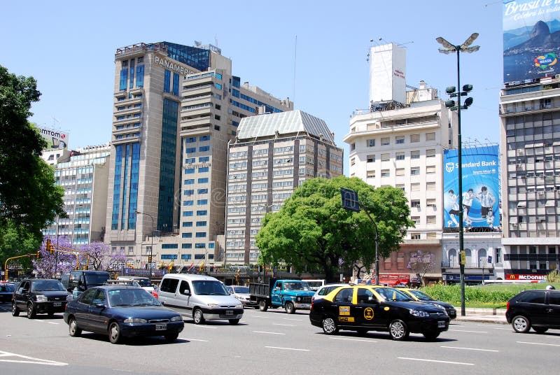 Plaza de Avenida 9 de Julio lizenzfreies stockfoto