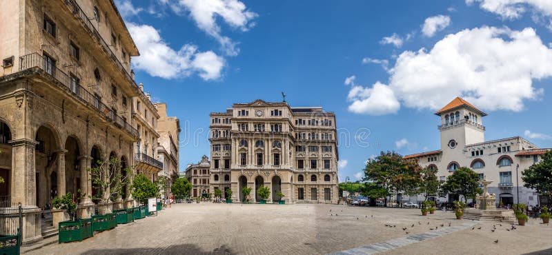 Plaza de Σαν Φρανσίσκο - Αβάνα, Κούβα στοκ φωτογραφίες Plaza de Σαν Φρανσίσκο - Αβάνα, Κούβα στοκ φωτογραφίες