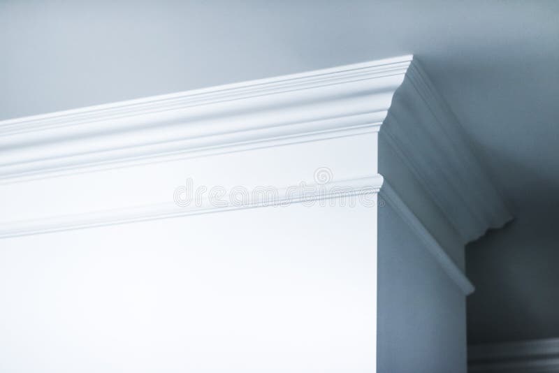 Ple? niej? cy na sufitu szczeg? le, wewn? trznym projekcie i architektonicznym abstrakcjonistycznym tle obraz stock