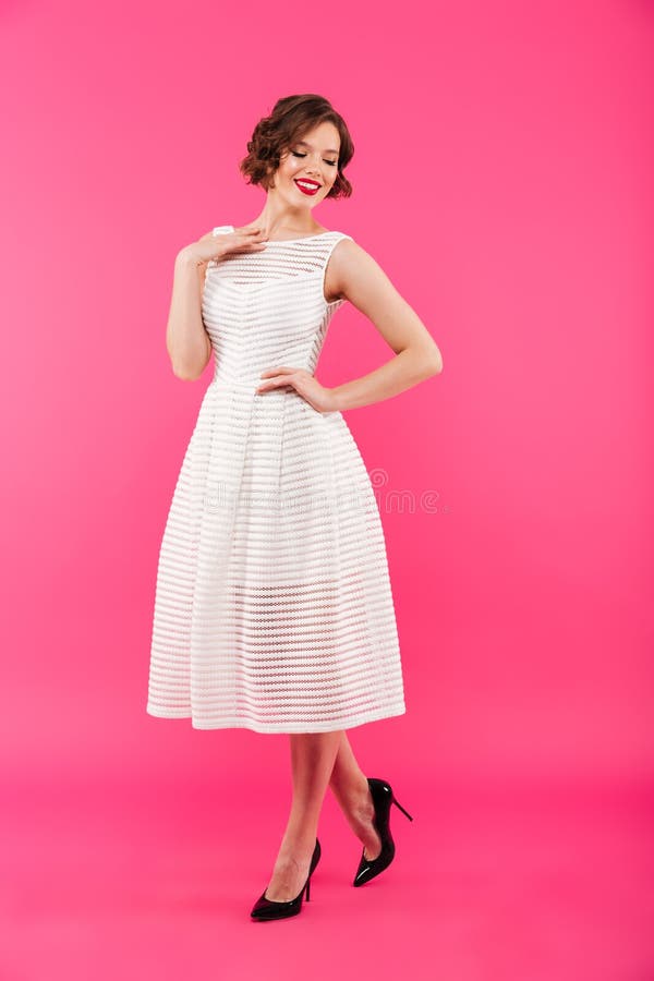Pleine verticale de longueur de fille assez images stock