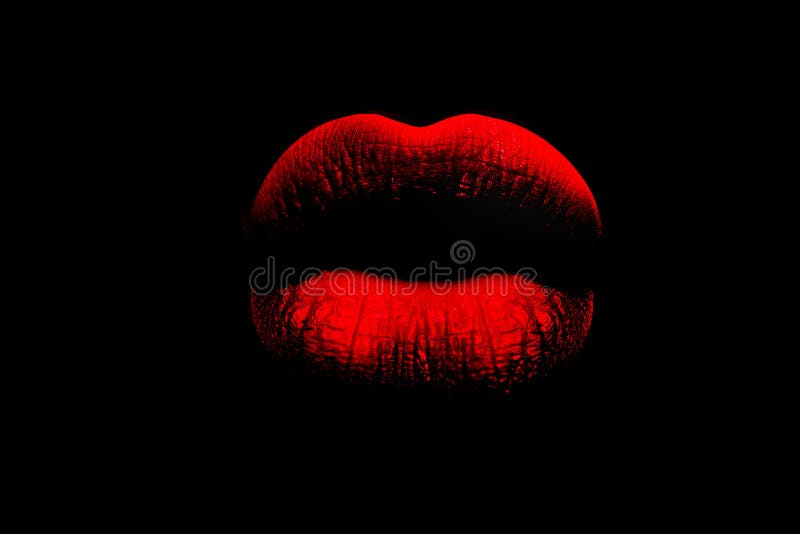 Pleines lèvres rouges sur le fond noir Les lèvres de la femme Lèvres luxuriantes comme un baiser Rouge et bouder Art érotique, se images stock Pleines lèvres rouges sur le fond noir Les lèvres de la femme Lèvres luxuriantes comme un baiser Rouge et bouder Art érotique, se images stock