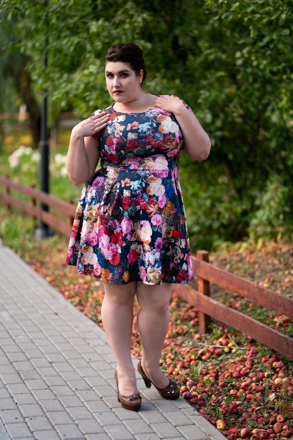 Plus Size Fashion Model in Floral Dress Outdoors, Beautiful Fat Woman with  Big Breasts in Nature Stock Photo - Image of fashion, chubby: 284171256