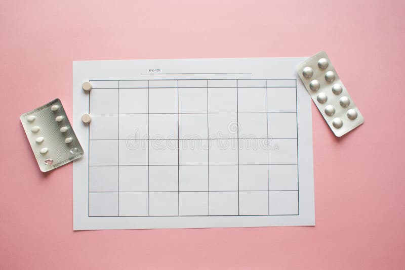 PMS et le concept critique de jours Calendrier mensuel vide pour menstruel, PMS ou marques d'ovulation photographie stock PMS et le concept critique de jours Calendrier mensuel vide pour menstruel, PMS ou marques d'ovulation photographie stock