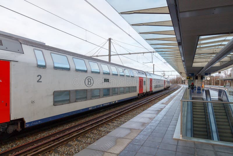 Pociąg pasażerski zdjęcie stock Pociąg pasażerski zdjęcie stock