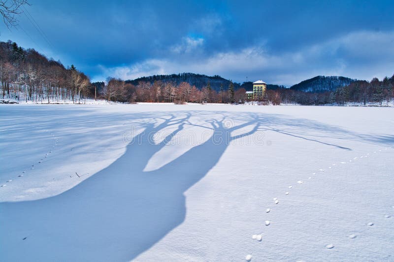 Pocuvadlo lake durig winter