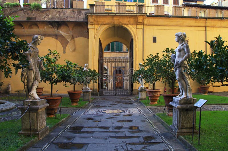 podwórzowy Florence wewnętrzny Italy medici pałac riccardi florence Włochy fotografia stock podwórzowy Florence wewnętrzny Italy medici pałac riccardi florence Włochy fotografia stock