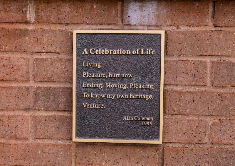 Poem av ett skolbarn i Freeman's Cemetery Memorial i Dallas, Texas arkivfoto