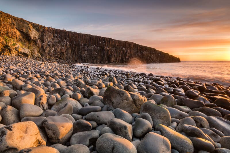 Point de Cullernose dans le début de la matinée images stock Point de Cullernose dans le début de la matinée images stock