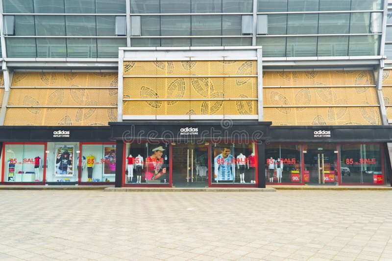 points de vente adidas