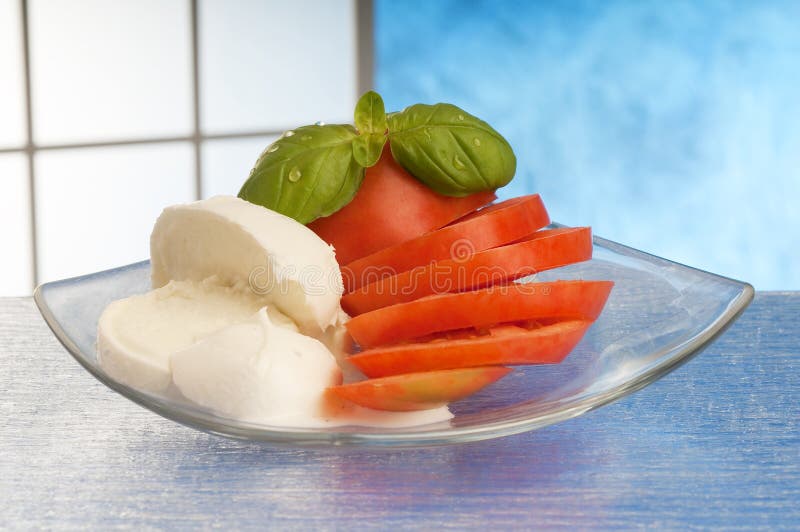 Pokrojony mozzarella pomidor zdjęcie stock