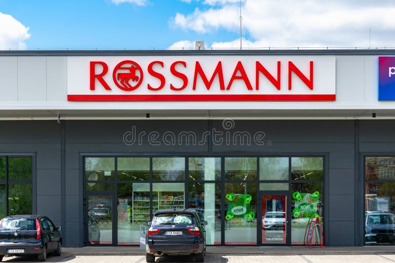 Loja De Cosméticos Rossmann Na Alemanha Foto Editorial - Imagem de europeu,  beleza: 210023281